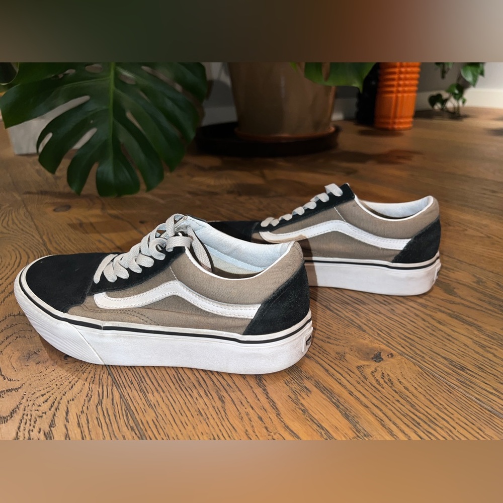 Women's Green Old Skool Platform Vans